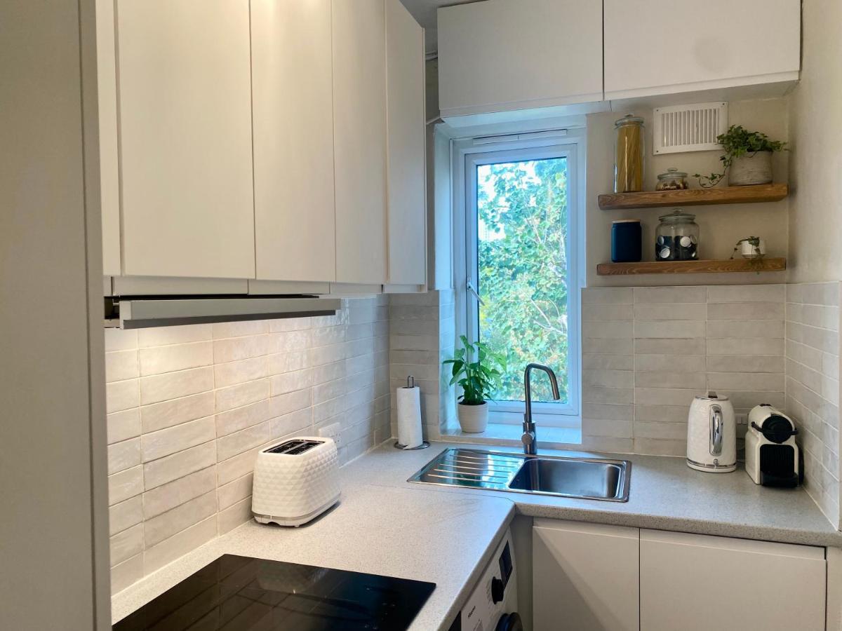 Newly Refurbished 2 Bedroom Apartment In South Лондон Экстерьер фото